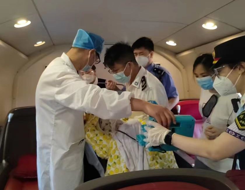 瓦房店市高铁转院公司